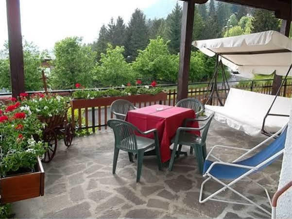 Hotel Residence La Rosa Castione della Presolana Buitenkant foto